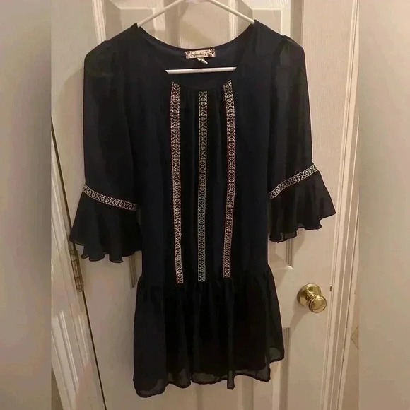 Speechless Dress 14 - Picture 4 of 5